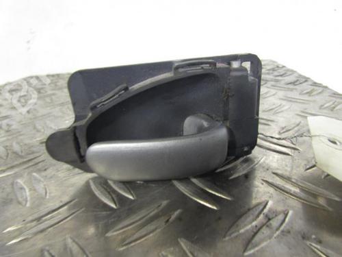 Used Front right interior door handle Front right interior door handle CITROËN XSARA PICASSO (N68) 1.6 HDi (90 hp) 10591194 10591194