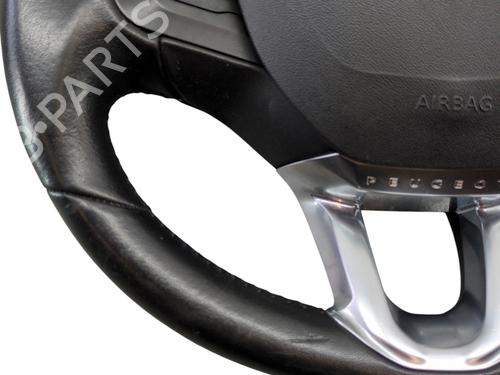 Used Steering wheel PEUGEOT 2008 I (CU_) 1.2 PureTech 82 (82 hp) 28132185