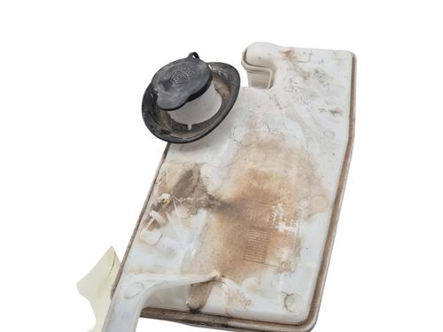 Used Windscreen washer tank DACIA SANDERO III 1.0 TCe 90 (91 hp) 25057506