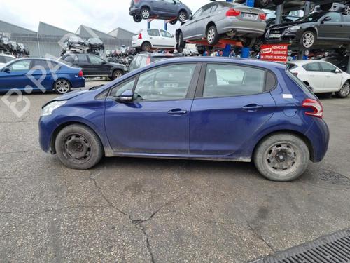 Seat buckle PEUGEOT 208 I (CA_, CC_) 1.4 HDi | BP25060375I32