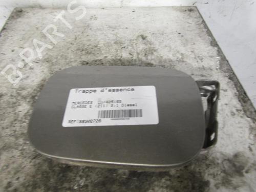 Used Fuel flap MERCEDES-BENZ E-CLASS (W211) E 220 CDI (211.006) (150 hp) 25113758