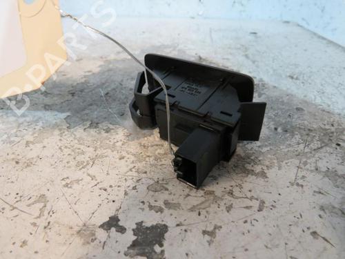 Right rear window switch VW TOURAN (1T1, 1T2) 1.9 TDI | BP25092143I28 
