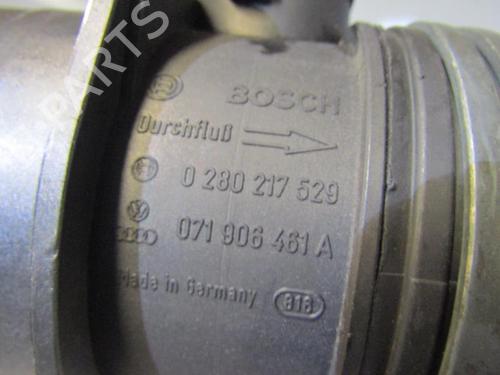 Mass air flow sensor VW GOLF IV (1J1) 2.3 V5 | BP25068710M95 