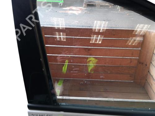Right front door RENAULT SCÉNIC III (JZ0/1_) 1.5 dCi | BP31980691C3 