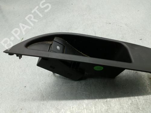 Used Left rear window switch OPEL ASTRA H (A04) [2004-2014]  25104608