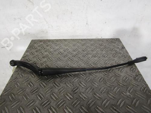Used Front windshield wiper arm OPEL CORSA D (S07) 1.7 CDTI (L08, L68) (125 hp) 25065797