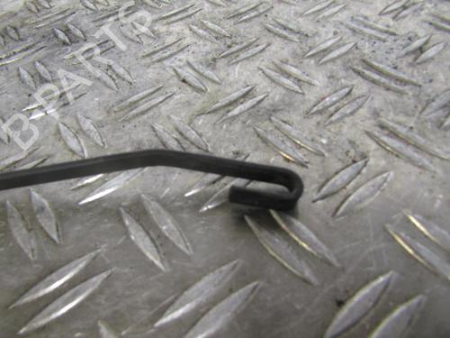 Used Front windshield wiper arm Front windshield wiper arm MAZDA 626 V (GF) 2.0 Turbo DI (GFFP) (101 hp) 25069556 25069556