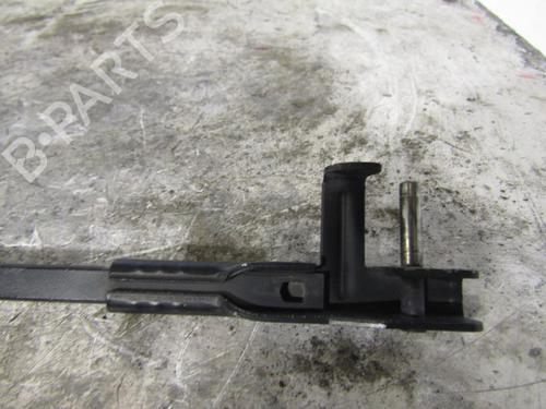 Used Front windshield wiper arm Front windshield wiper arm 25263183 25263183