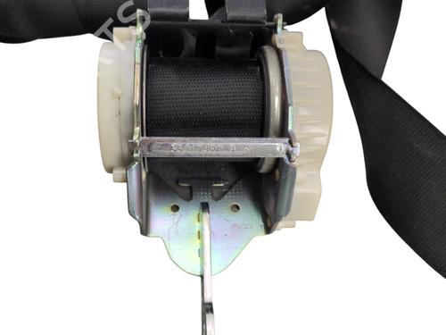 rear-left-seatbelt-bmw-5-f10-2009-2010-2011-2012-2013-2014-2015-2016-28216974 main image