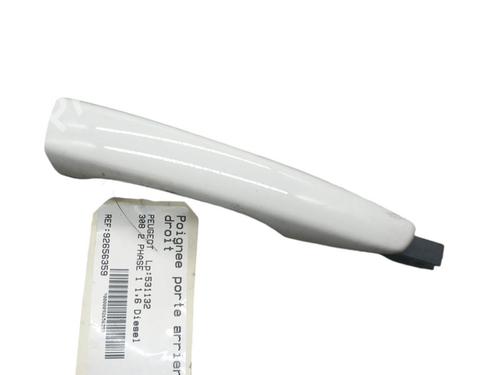 Used Rear right exterior door handle Rear right exterior door handle 25074650 25074650