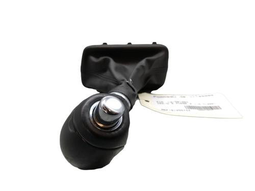 shift-knob-kia-ceed-jd-2012-2013-2014-2015-2016-2017-2018-25088512 main image