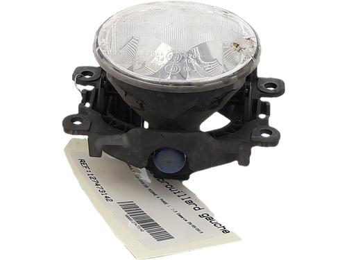 left-front-fog-light-renault-megane-iv-hatchback-b9amn_-2015-36542468 main image