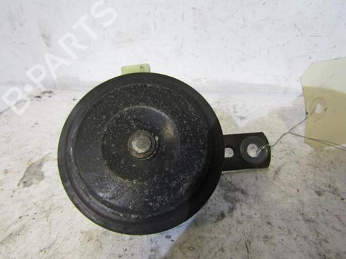 Used Horn RENAULT KANGOO Express (FW0/1_) 1.5 dCi 70 (FW0A, KW0V) (68 hp) 25090843