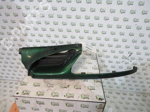 Used Grille RENAULT MEGANE I (BA0/1_) 1.9 D Eco (BA0A, BA0U, BA0R) (64 hp) 25115020