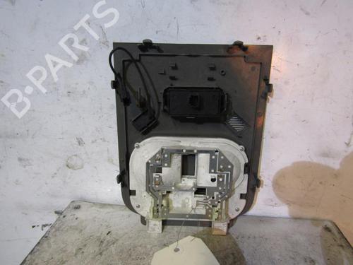 Used Interior roof light Interior roof light RENAULT MASTER III Van (FV) 2.3 dCi 100 FWD (FV0A, FV0B, FV0G, FV0K, FV0H) (101 hp) 25105801 25105801