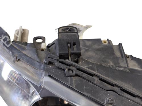 Right headlight BMW 1 (E87) 118 d | BP26883341C29 