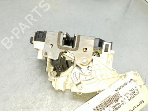 Rear right lock MERCEDES-BENZ A-CLASS (W176) A 180 (176.042) | BP25104261C99 