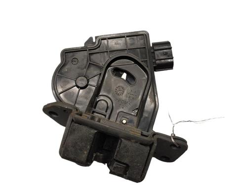 Tailgate lock TOYOTA VERSO (_R2_) 1.6 (ZGR20_, ZGR20R) | BP25072552C101 