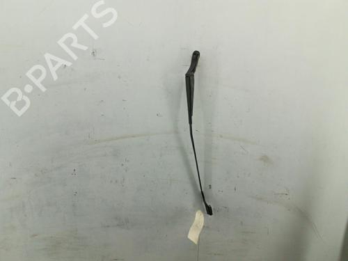 Used Front windshield wiper arm PEUGEOT 5008 (0U_, 0E_) 1.6 HDi (114 hp) 25089463
