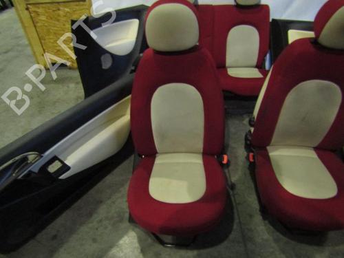 Used Seats set Seats set LANCIA YPSILON (843_) 1.2 (843.AXB1A) (80 hp) 25065365 25065365