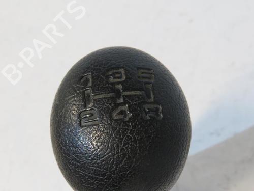 Used Shift knob Shift knob OPEL AGILA A (H00) 1.2 16V (F68) (75 hp) 25112294 25112294