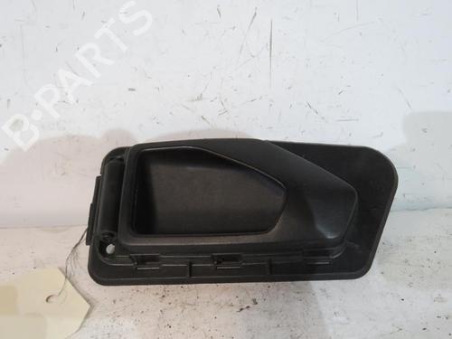 Used Front right interior door handle PEUGEOT 306 Hatchback (7A, 7C, N3, N5) 2.0 HDI 90 (90 hp) 25112535