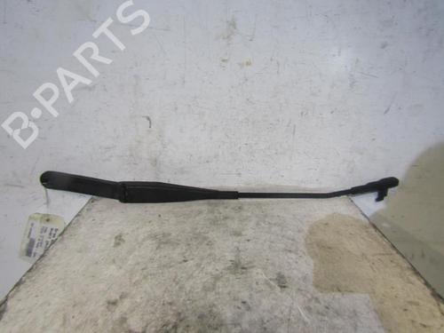 Used Front windshield wiper arm FORD FOCUS II Turnier (DA_, FFS, DS) [2004-2012]  25064343