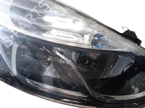 Right headlight RENAULT CLIO IV (BH_) 1.2 TCe 120 (BHAU) | BP32493200C29