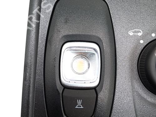 interior-roof-light-renault-arkana-i-lcm_-ldn_-2019-31883456 main image