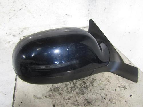 Used Right mirror Right mirror 25070141 25070141
