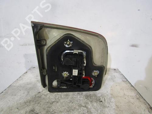 Used Right tailgate light Right tailgate light VW TOUAREG (7LA, 7L6, 7L7) 2.5 R5 TDI (174 hp) 25064070 25064070