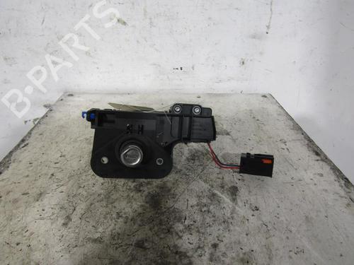 Used Switch OPEL CORSA C (X01) 1.2 (F08, F68) (75 hp) 25078686