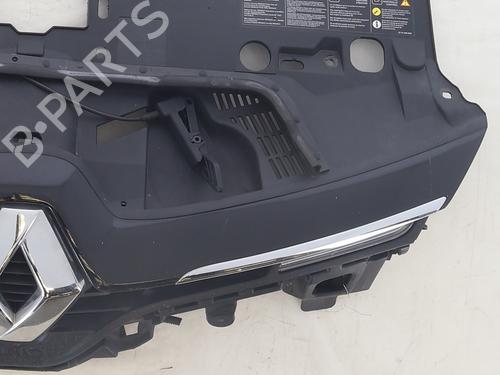 Used Grille Grille 37078827 37078827