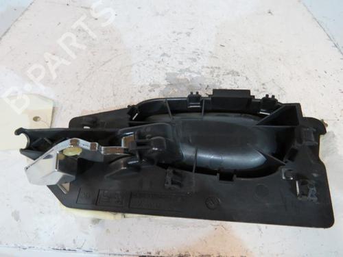 Used Rear right interior door handle Rear right interior door handle PEUGEOT 307 (3A/C) 2.0 HDi 90 (90 hp) 25081408 25081408