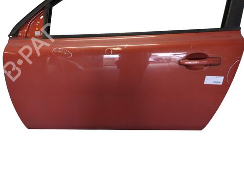 Used Left front door VOLVO C30 (533) D2 (115 hp) 25810152