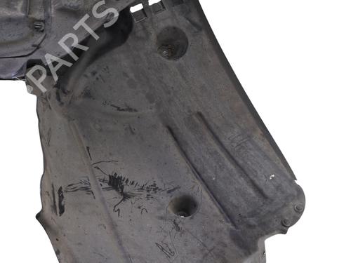 Used Wheel arch MERCEDES-BENZ C-CLASS (W205) C 180 BlueTEC / d (205.036) (116 hp) 32497663