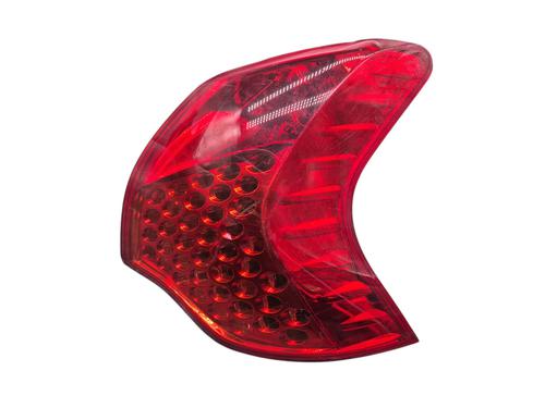 Used Right taillight PEUGEOT 3008 I MPV (0U_) 1.6 THP (150 hp) 25101699