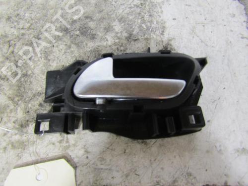 Used Rear left interior door handle Rear left interior door handle PEUGEOT 208 I (CA_, CC_) 1.6 HDi (114 hp) 25078589 25078589