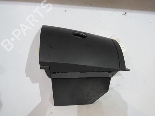 Used Glove box Glove box 25112737 25112737