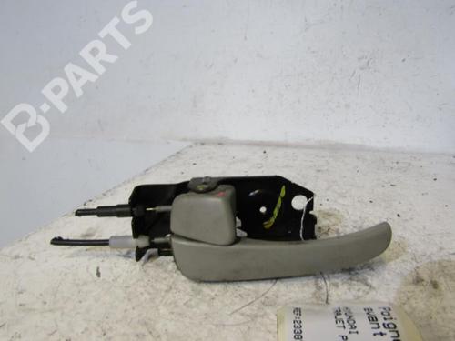 Used Front left interior door handle Front left interior door handle HYUNDAI TRAJET (FO) 2.0 CRDi (113 hp) 10598475 10598475