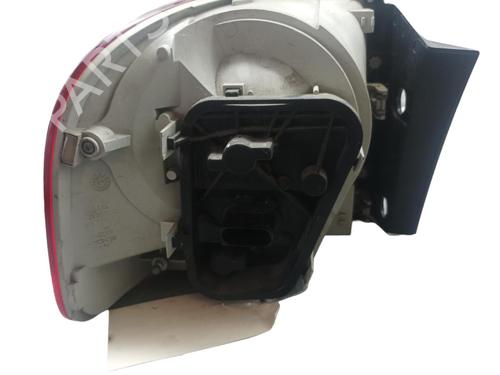 Used Right taillight VW TOUAREG (7LA, 7L6, 7L7) 3.0 V6 TDI (225 hp) 25061768