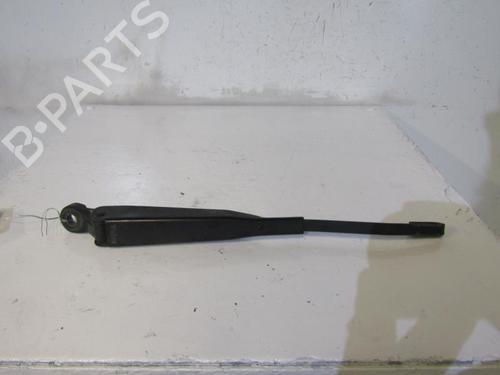 Used Rear windshield wiper arm RENAULT ESPACE II (J/S63_) 2.2 (J/S637, J63G) (108 hp) 25111921