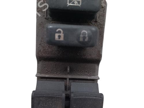 Used Left front window switch Left front window switch TOYOTA YARIS (_P13_) 1.5 Hybrid (NHP130_, NHP130) (101 hp) 28521624 28521624