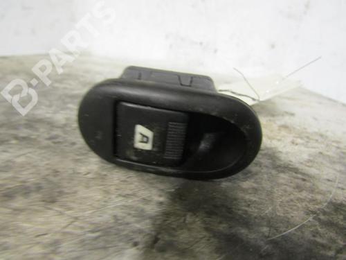Used Right front window switch Right front window switch PEUGEOT 1007 (KM_) 1.6 16V (109 hp) 10593491 10593491