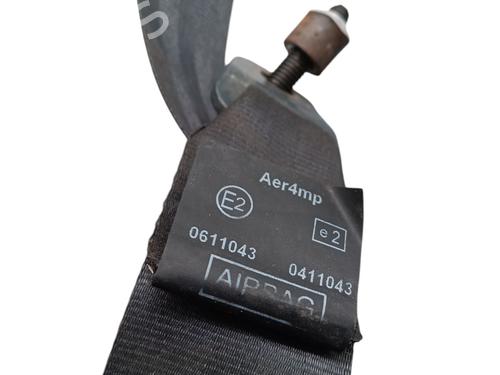 front-left-seatbelt-dacia-lodgy-js_-2012-29327013 main image