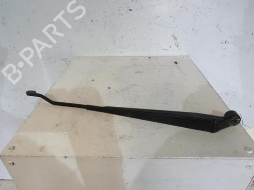 Used Front windshield wiper arm SUZUKI IGNIS II (MH) 1.3 DDiS (RM413D) (70 hp) 25070669