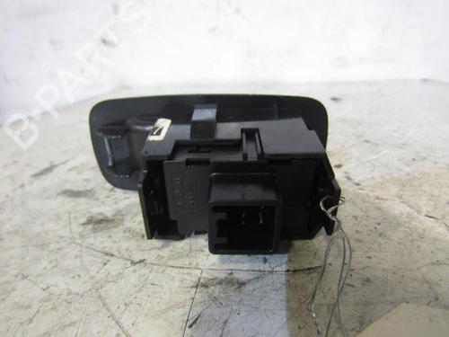 Used Left rear window switch Left rear window switch TOYOTA COROLLA Verso (ZER_, ZZE12_, R1_) 2.0 D-4D (CUR10_, CUR10R) (116 hp) 25105917 25105917