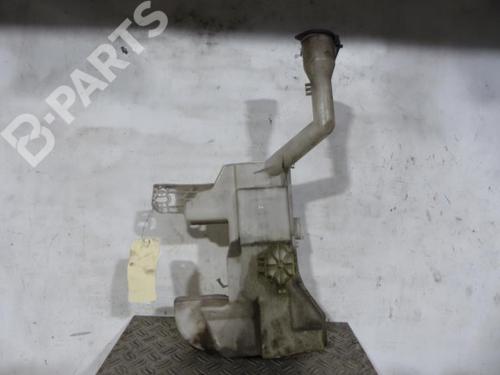 Used Windscreen washer tank Windscreen washer tank CITROËN C5 III (RD_) 2.0 HDi 140 (RDRHF8, RDRHFA, RDRHA8, RDRHAJ) (140 hp) 10586757 10586757