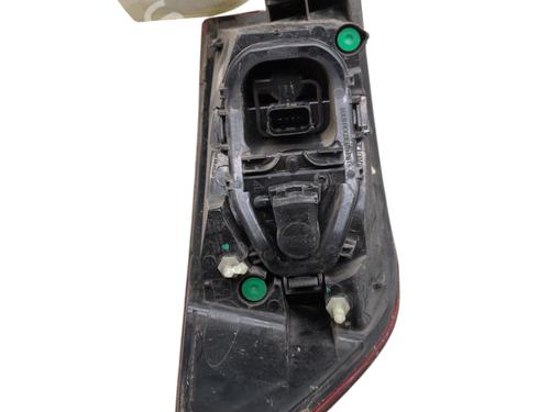 right-taillight-renault-clio-iv-bh_-2012-2013-2014-2015-2016-2017-2018-2019-2020-2021-30181306 main image