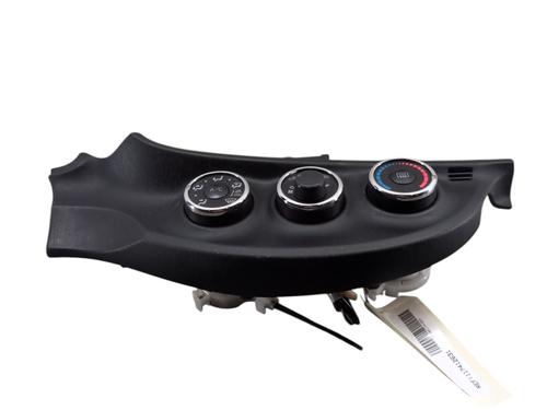 Climate control TOYOTA YARIS (_P13_) 1.3 (NSP130_, NSP130) | BP30819969I5